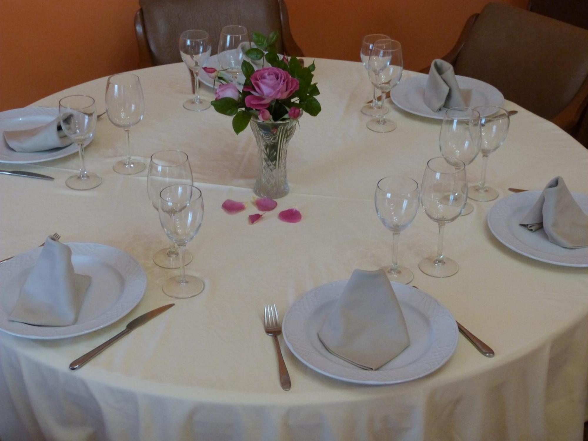 Hostal Restaurante Las Canteras Pedrera ภายนอก รูปภาพ