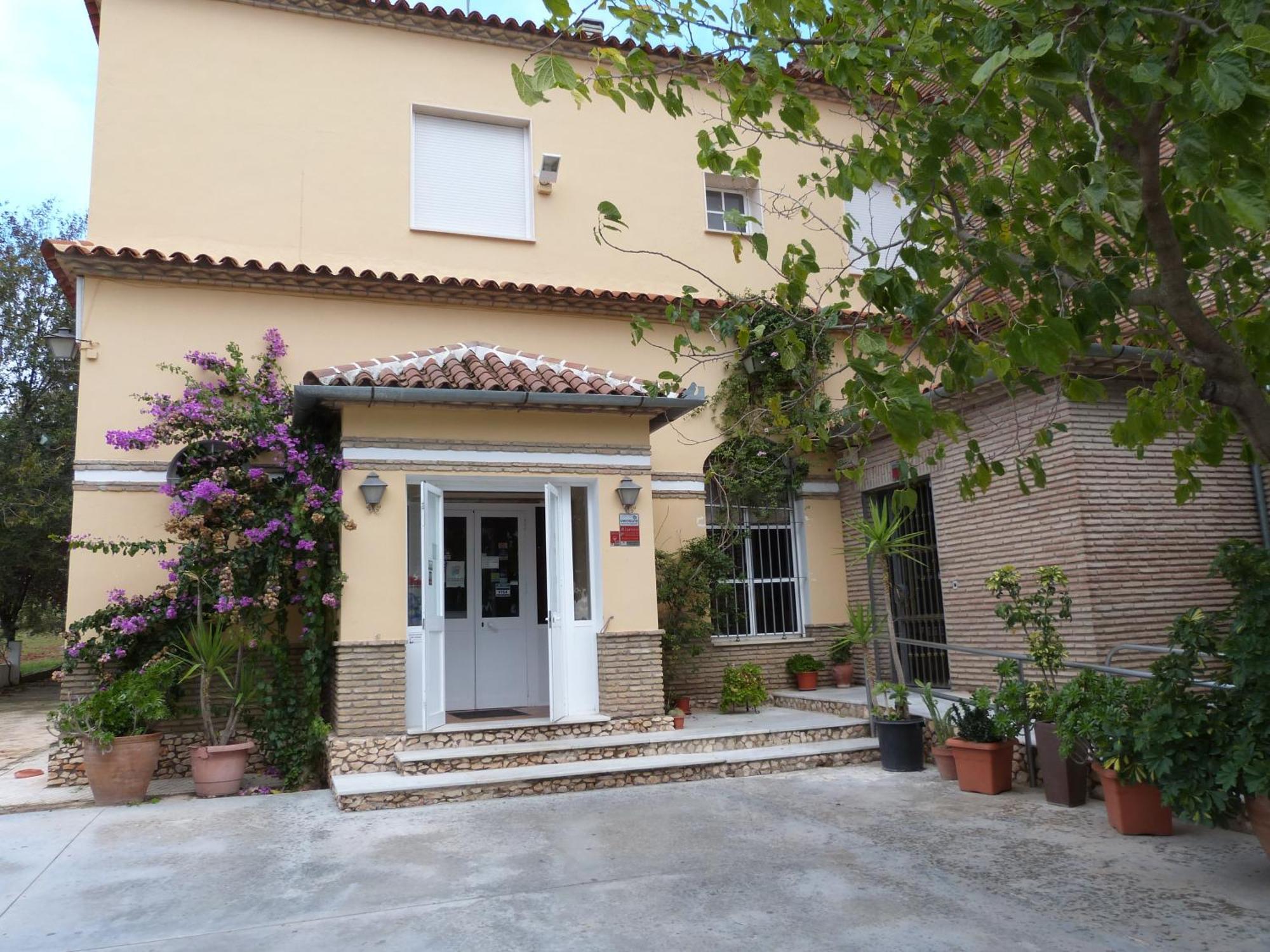 Hostal Restaurante Las Canteras Pedrera ภายนอก รูปภาพ