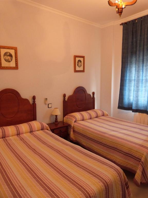 Hostal Restaurante Las Canteras Pedrera ห้อง รูปภาพ